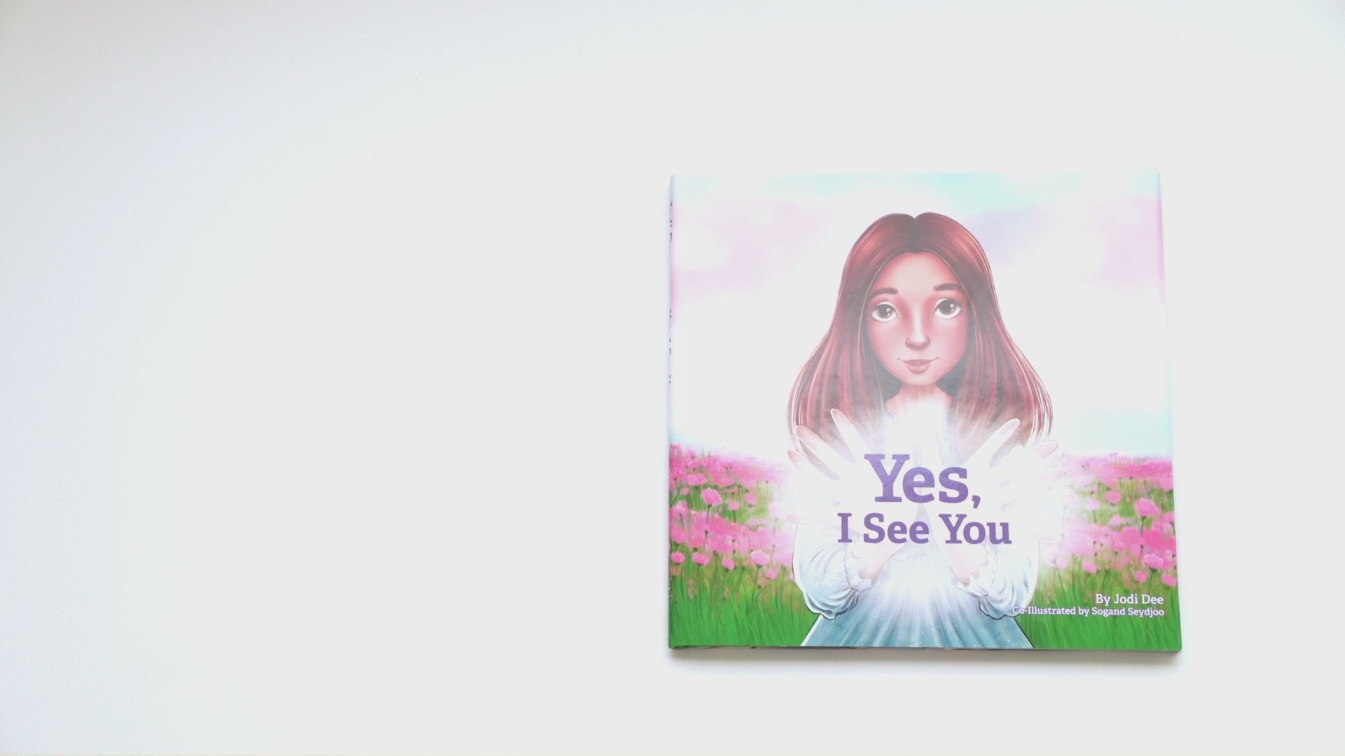 Yes, I See You -Award-Winning Board Book, in Prose that Everyone has a Story and Compassion Heals, Amia is Kind to Everyone She Meets